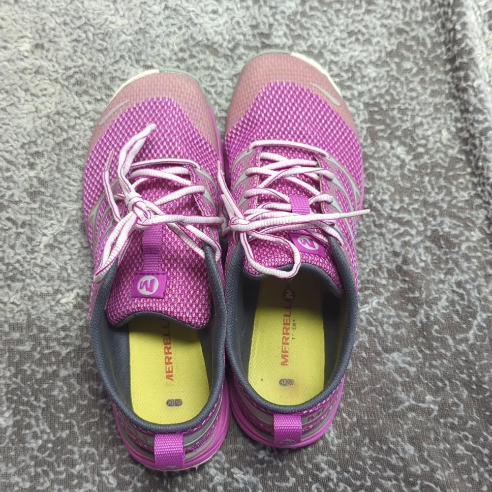 Merrell shoes - Picture 1 of 4